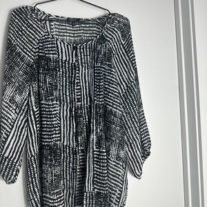 Spense Woman Monochrome Patterned Blouse